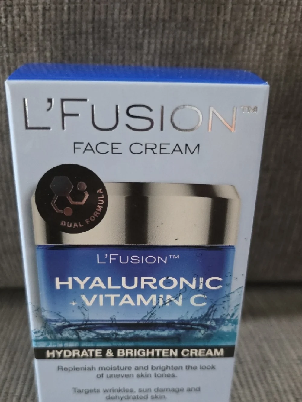 L'Fusion Hyaluronic + Vitamin C Hydrate & Brighten‎ Cream, New, 1.7oz.